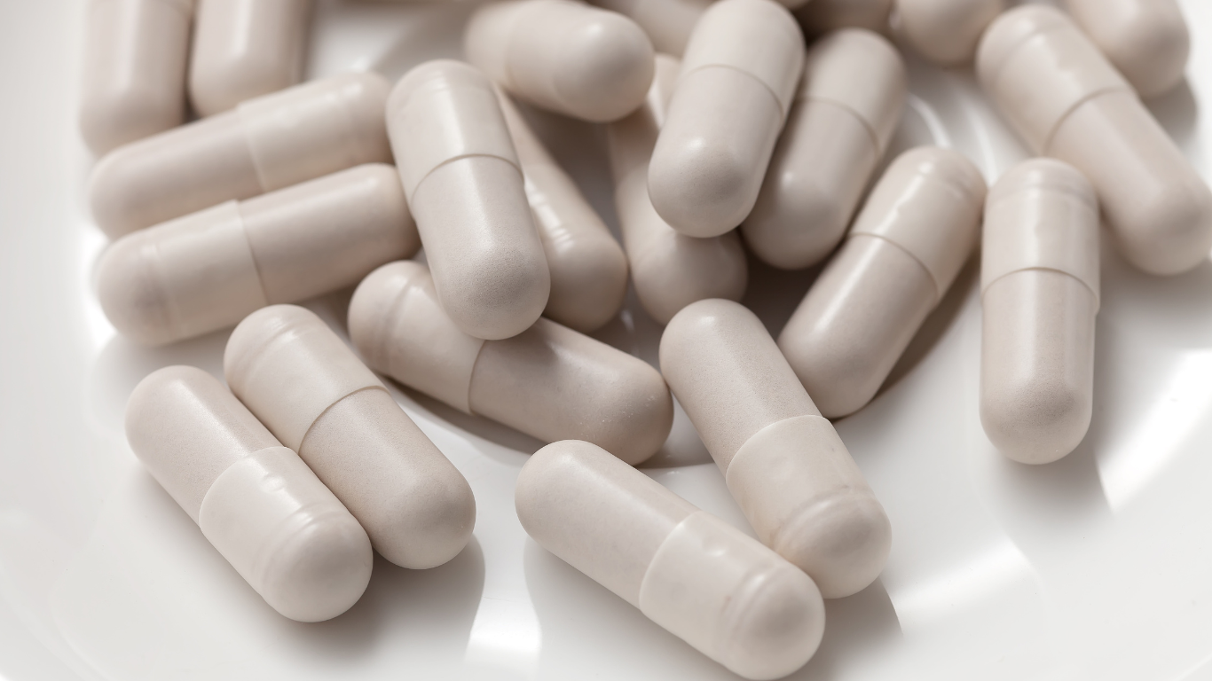 l carnitine vs acetyl The structural formula of L-carnitine and Acetyl-L-carnitine l carnitine vs acetyl The structural formula of L-carnitine and Acetyl-L-carnitine